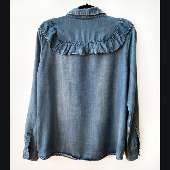 Velvet Heart Blue Button Down Shirt - Picture 2 of 7